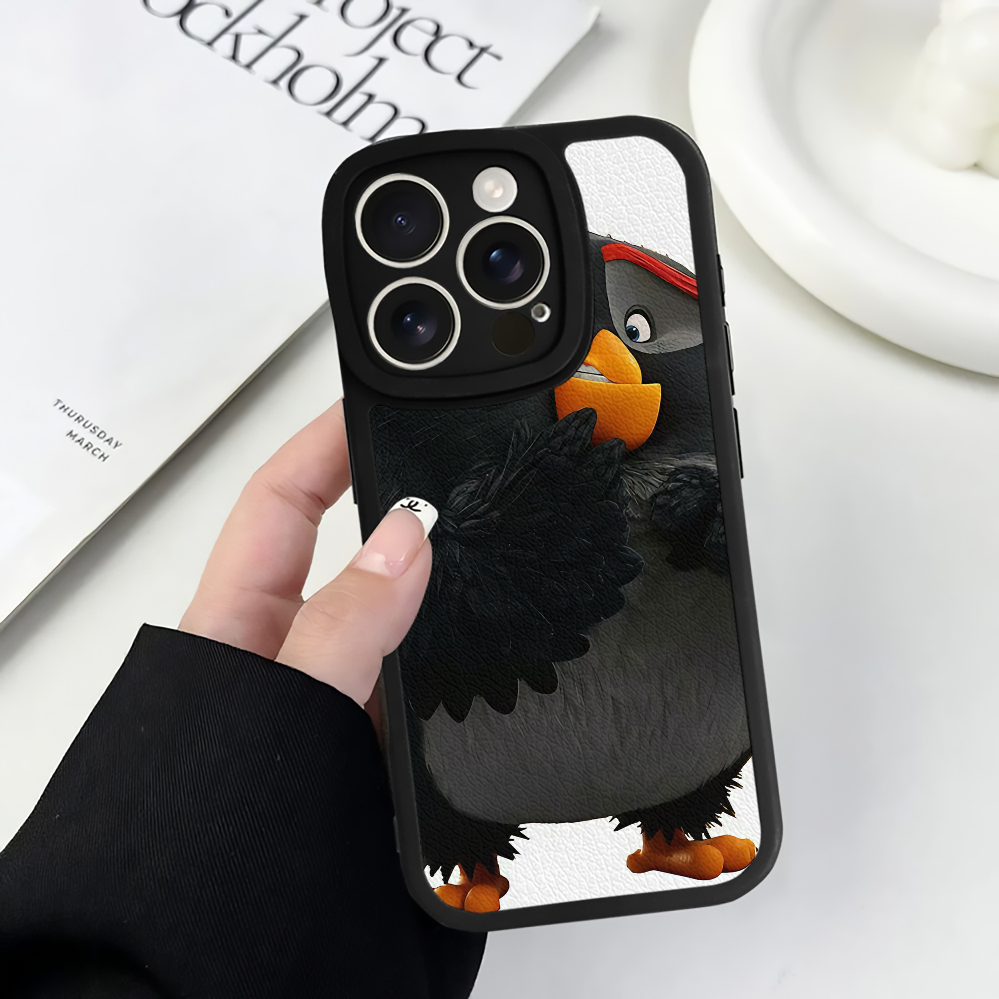 （画像用） Angry Birds アングリーバード 【iPhone 16シリーズ対応】シリコンスマホケース（レザー調） 材質：シリコン